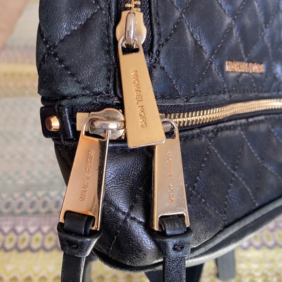 Michael Kors quilted leather mini backpack - Picture 4 of 7